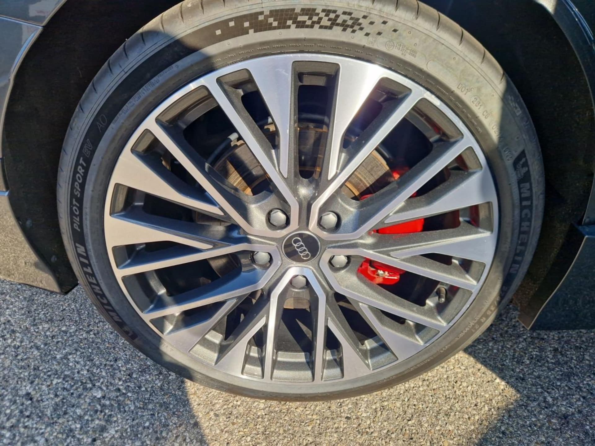 Audi S6 Avant e-tron
