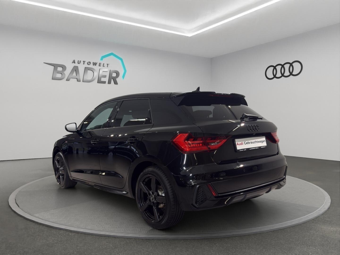 Bild über Audi A1 Sportback S line 35 TFSI S tronic - für weitere Informationen kontaktieren Sie den Audi Partner
