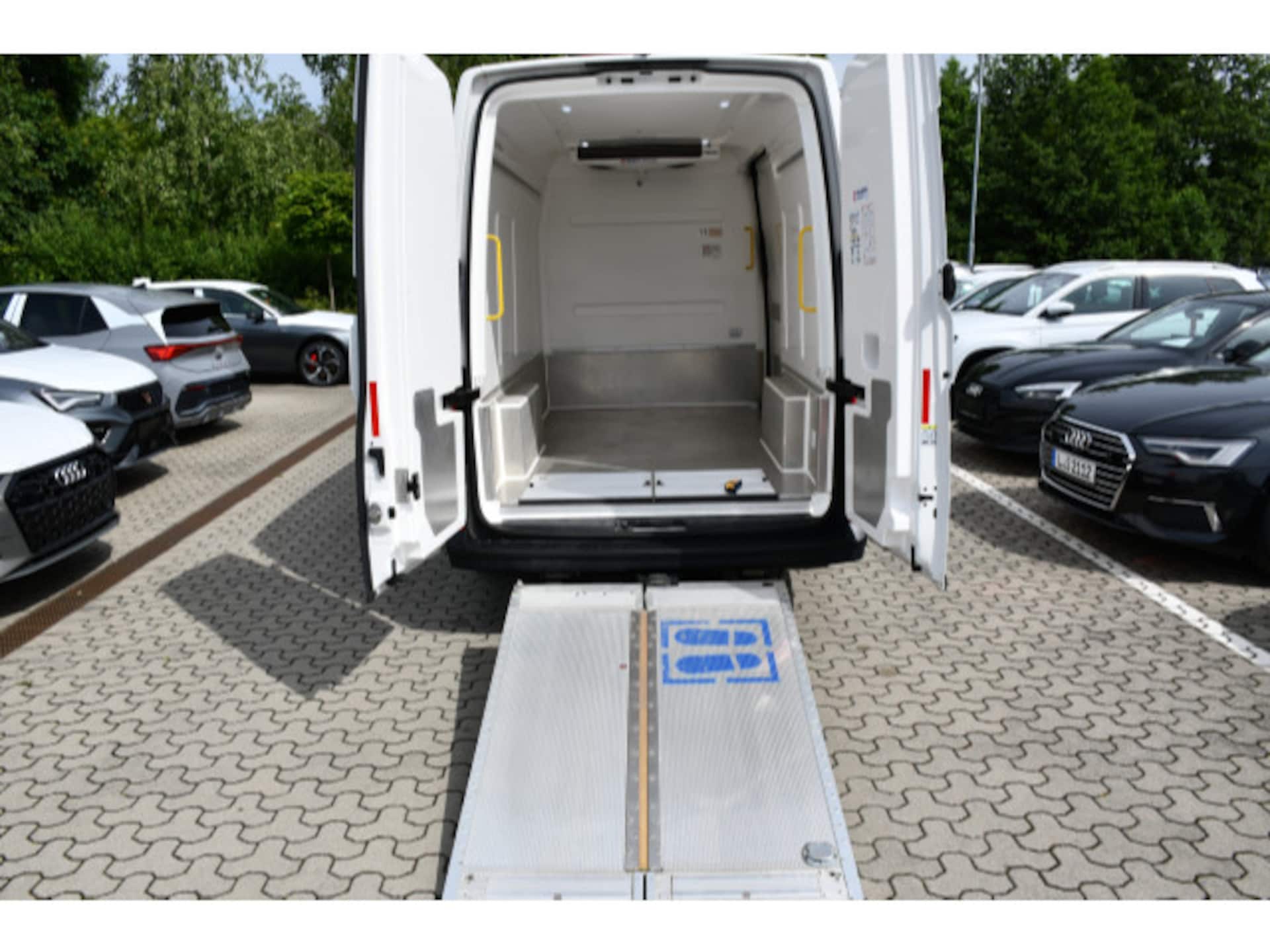 Volkswagen Crafter Kasten mittlerer Radstand