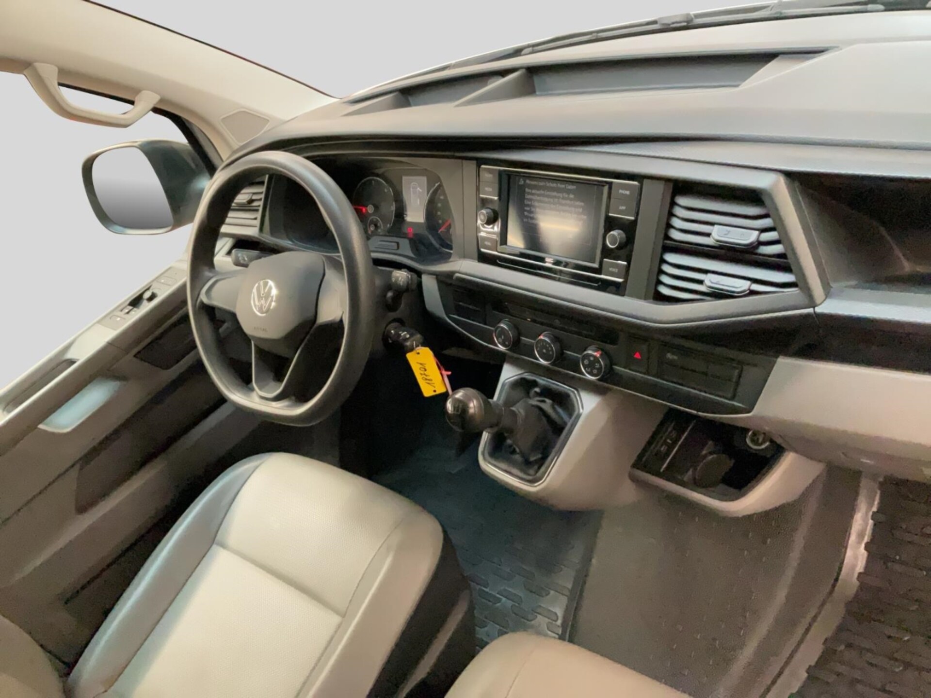 Volkswagen T6.1 Transporter Kasten kurzer Radstand