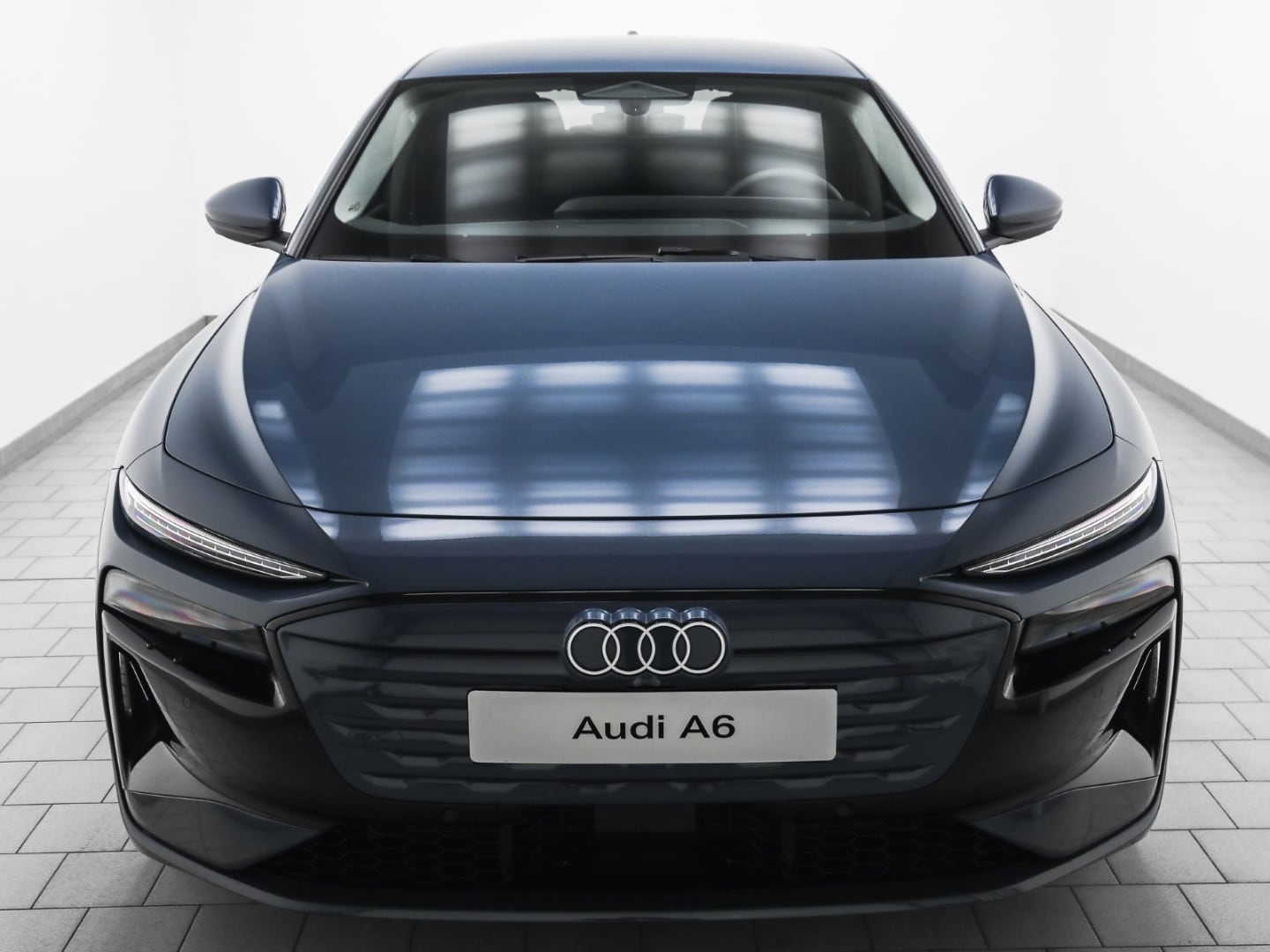 Bild über Audi A6 Avant e-tron e-tron performance - für weitere Informationen kontaktieren Sie den Audi Partner