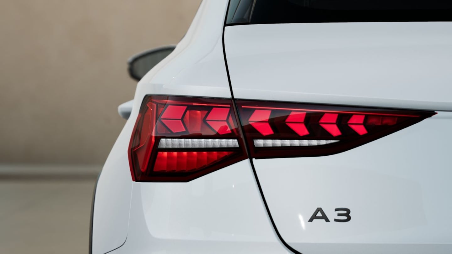 Bild über Audi A3 allstreet TFSI Schaltgetriebe - für weitere Informationen kontaktieren Sie den Audi Partner