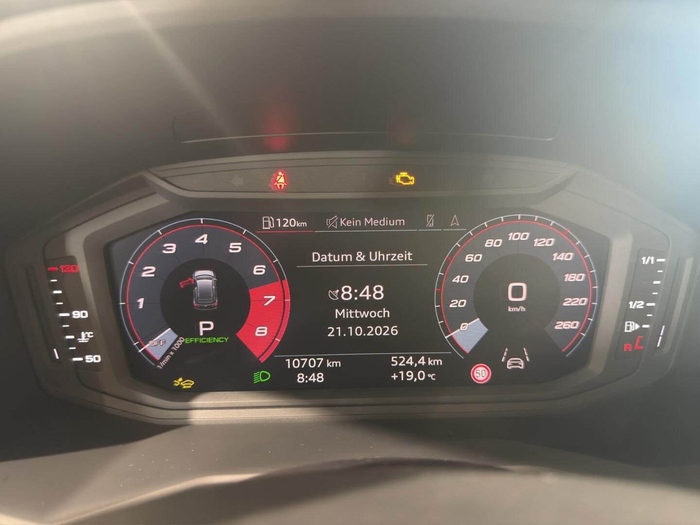 Bild über Audi A1 Sportback S line 35 TFSI S tronic - für weitere Informationen kontaktieren Sie den Audi Partner