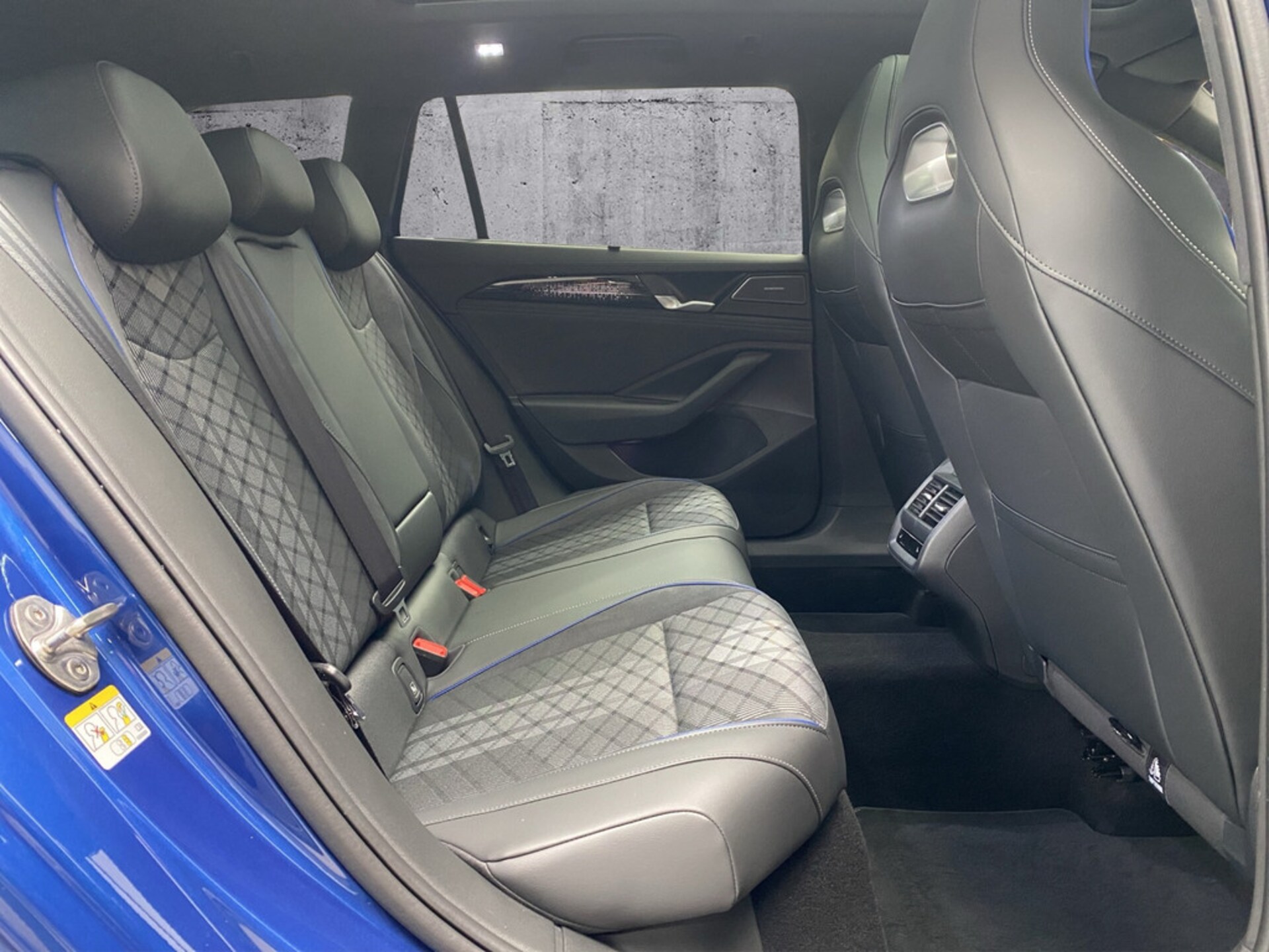 Volkswagen Passat R-Line