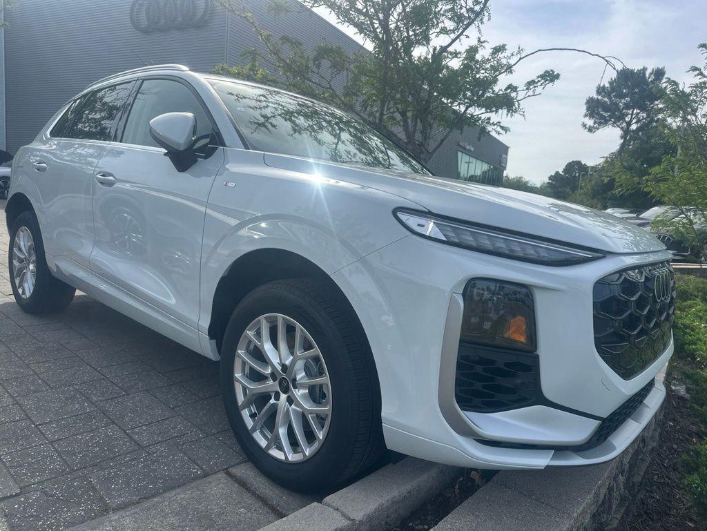 2026 Audi Q3 S line quattro's photo