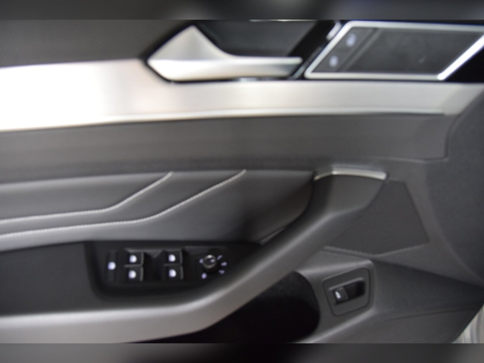 Volkswagen Passat Variant – Bild 12