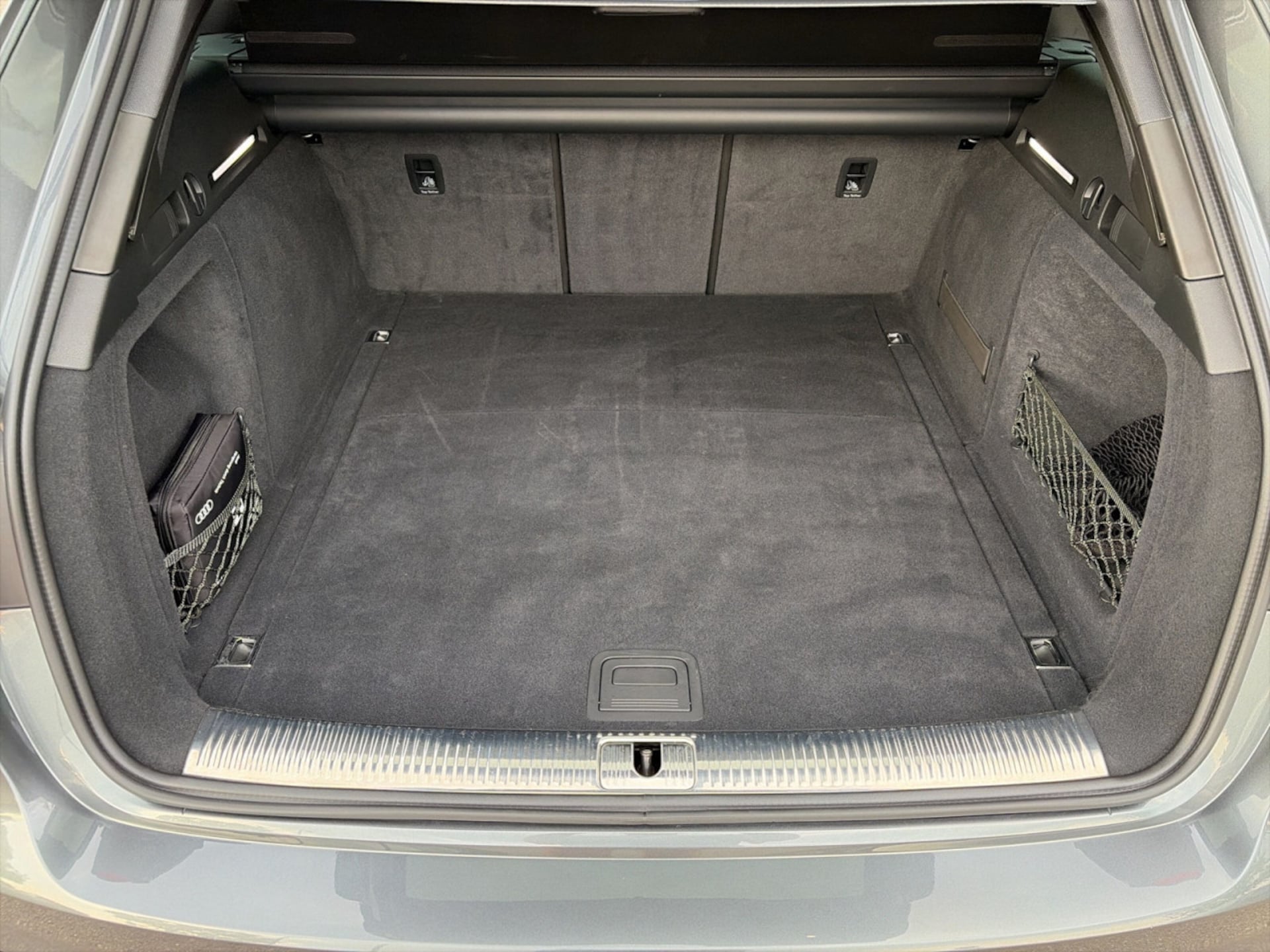 Audi A4 Avant S line