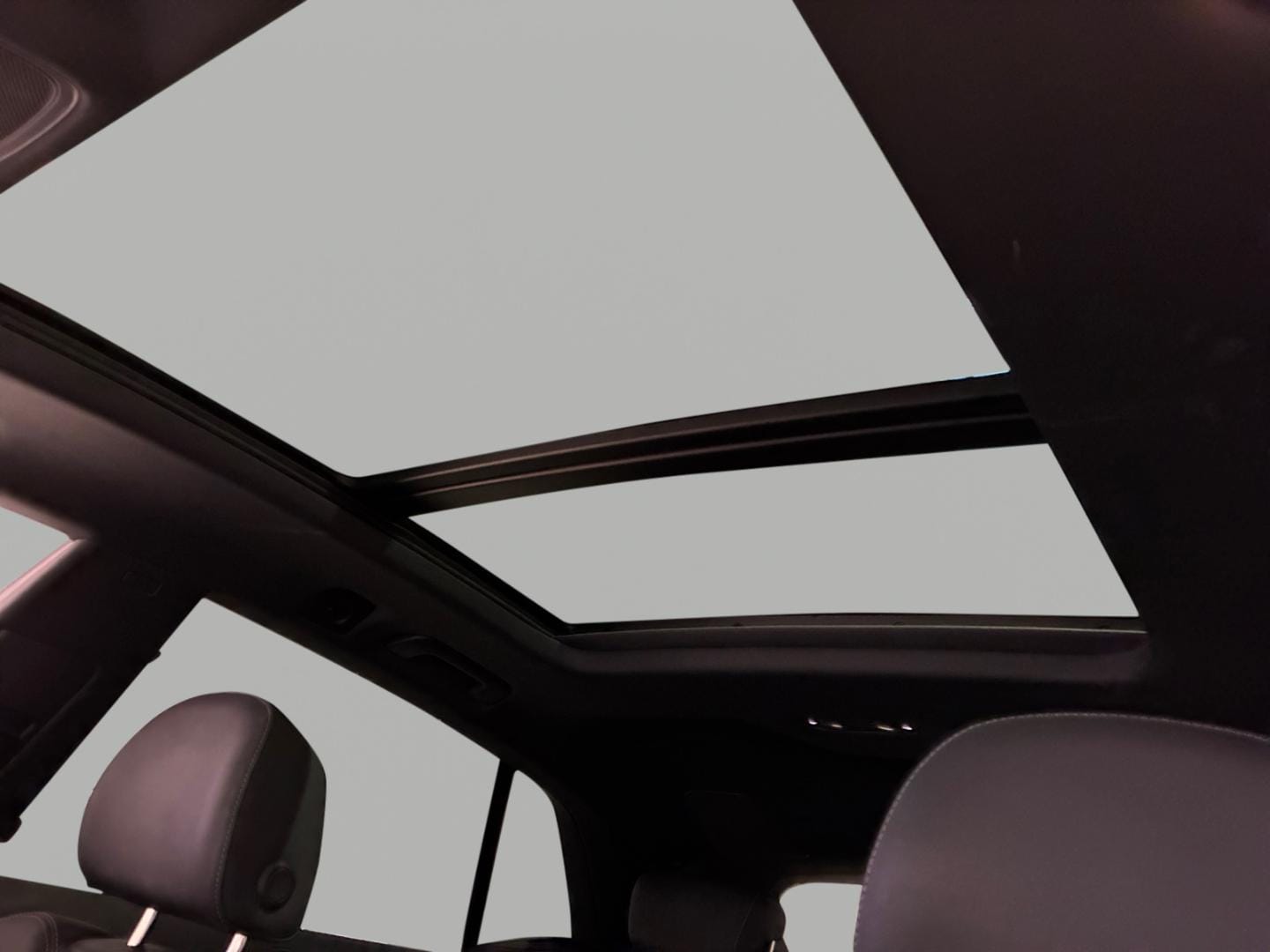 Bild som visar Audi Q8 TFSI e Q8 60 TFSI e quattro S line 462 hk tiptronic - för mer information kontakta din Audi Partner