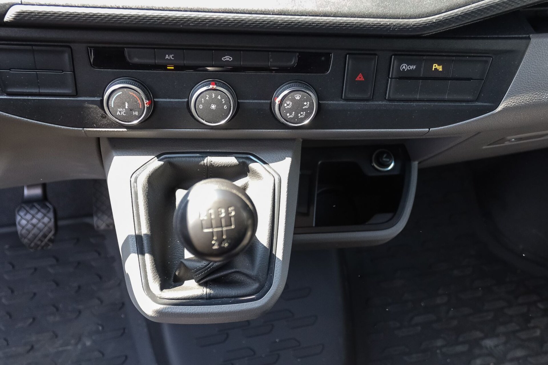 Volkswagen T6.1 Transporter Kasten kurzer Radstand