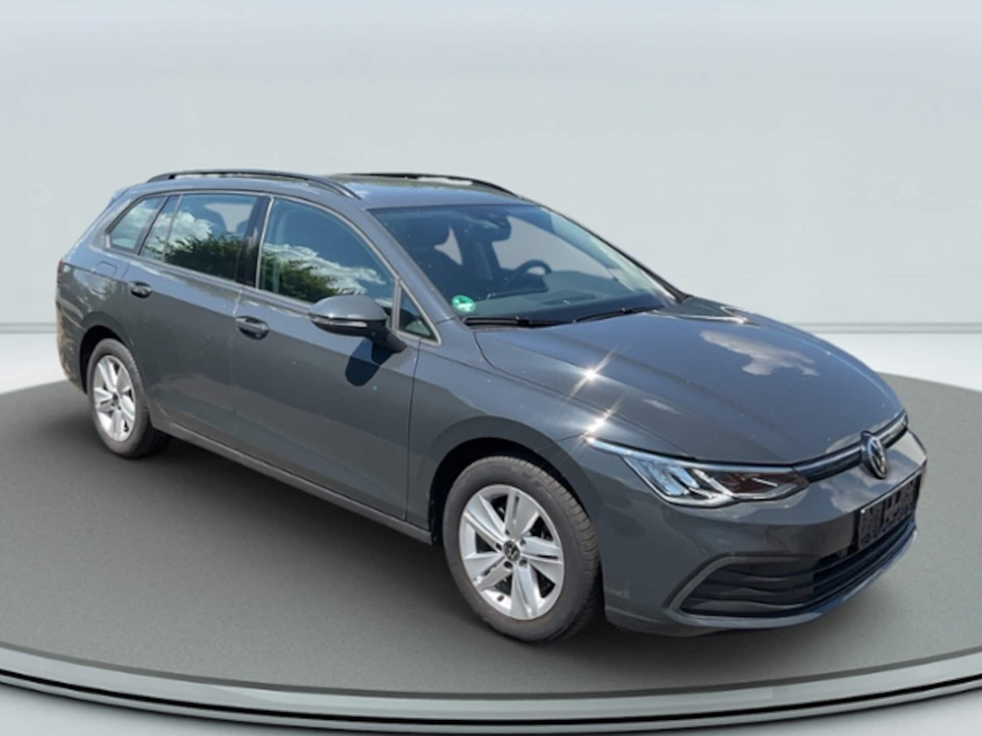 Volkswagen Golf Variant Life