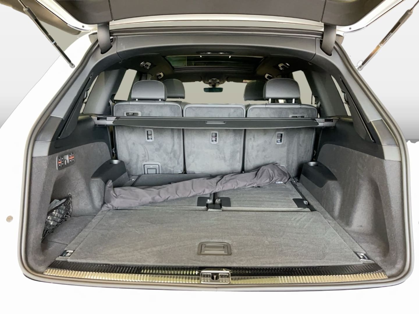 Bild über Audi Q7 SUV S line business TDI quattro 210 kW tiptronic - für weitere Informationen kontaktieren Sie den Audi Partner