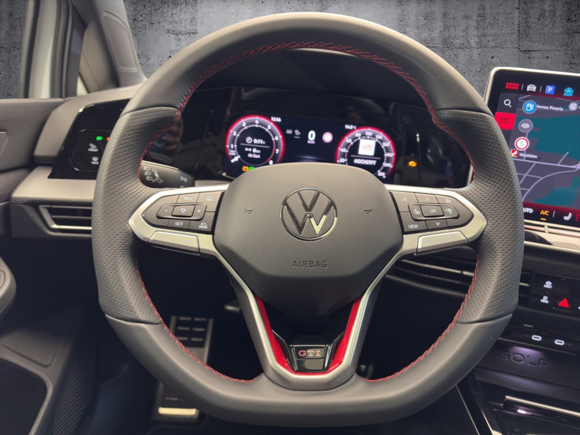 Volkswagen Golf GTI