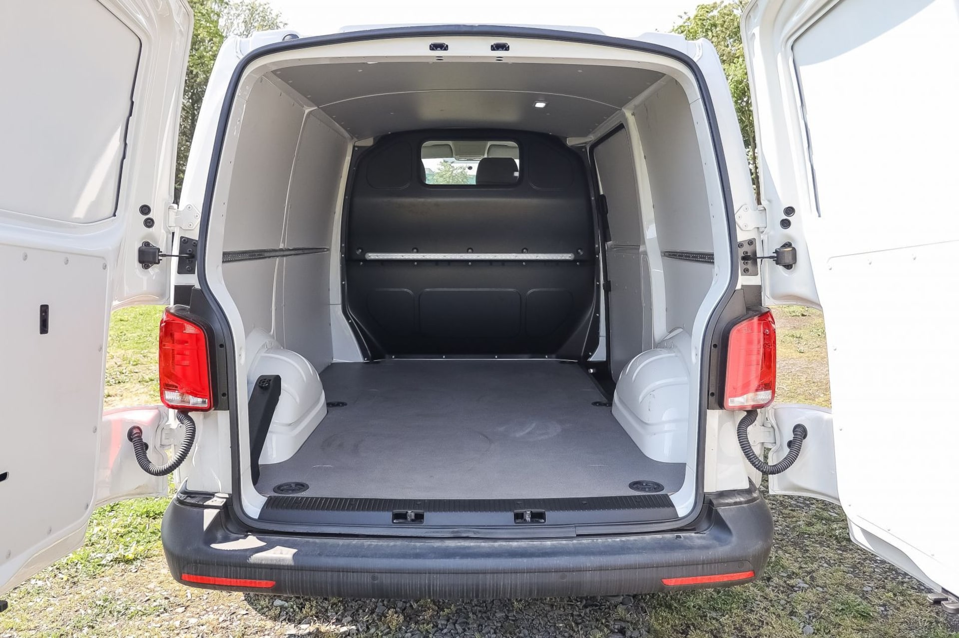 Volkswagen T6.1 Transporter Kasten kurzer Radstand