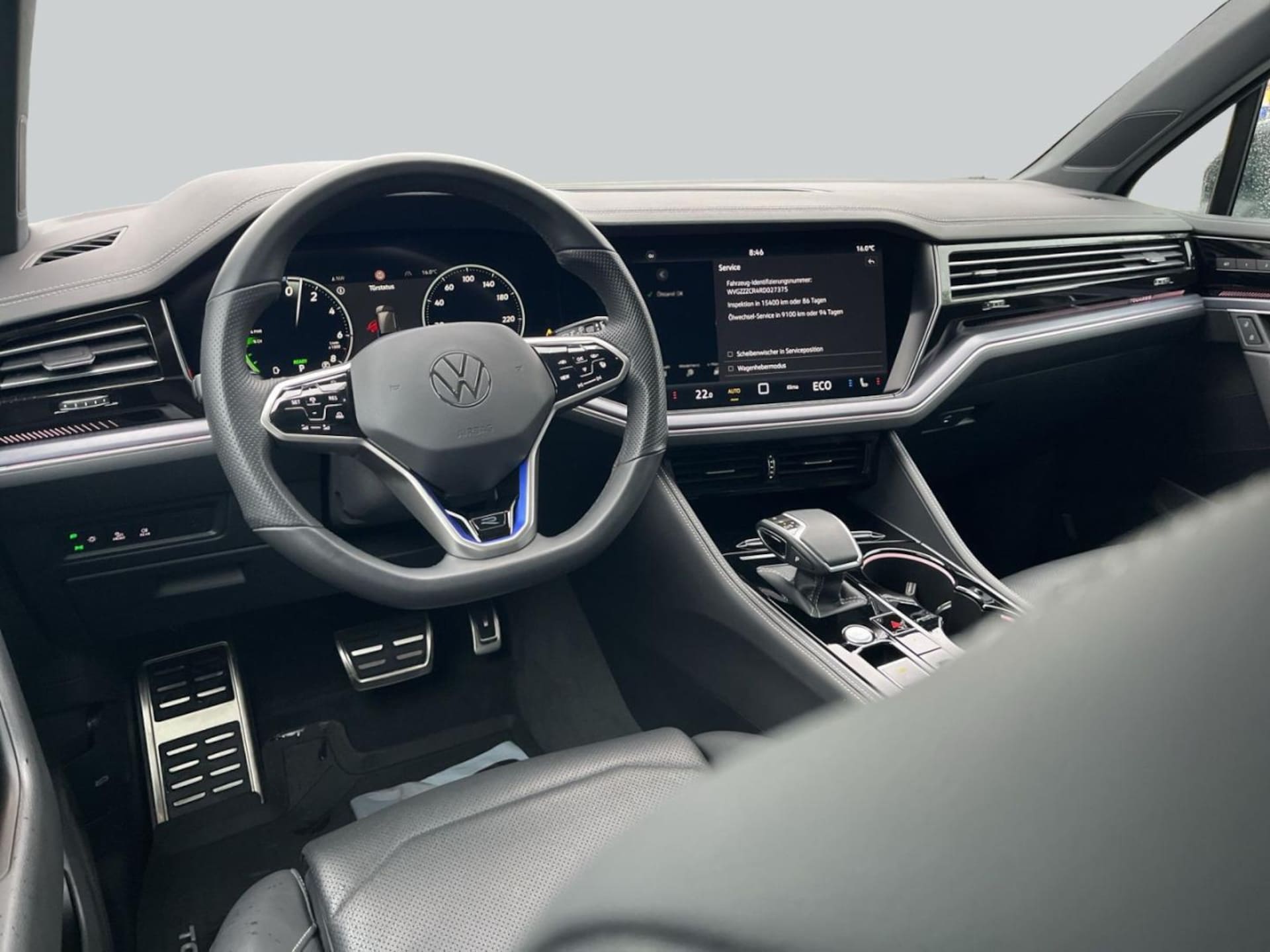 Volkswagen Touareg R