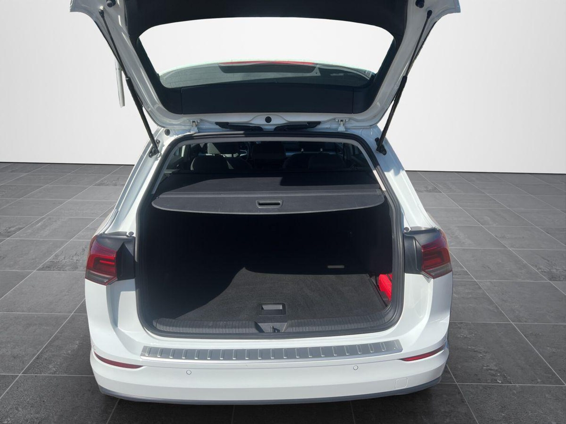 Volkswagen Golf Variant Life