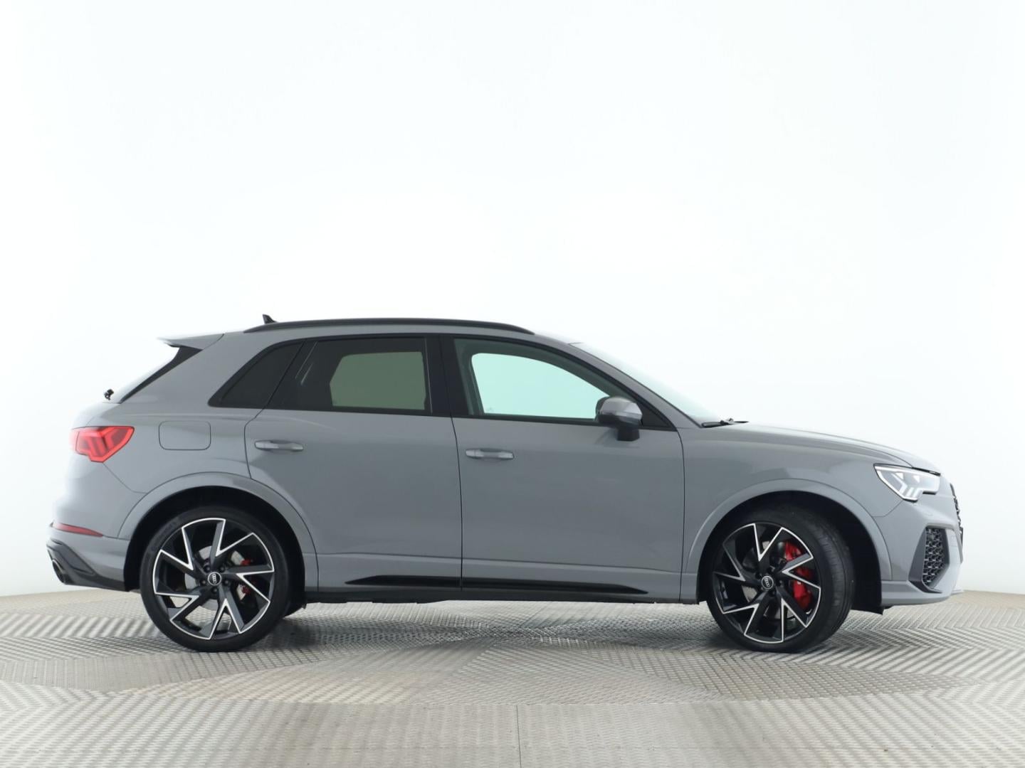 Image about Audi RS Q3 TFSI quattro S tronic