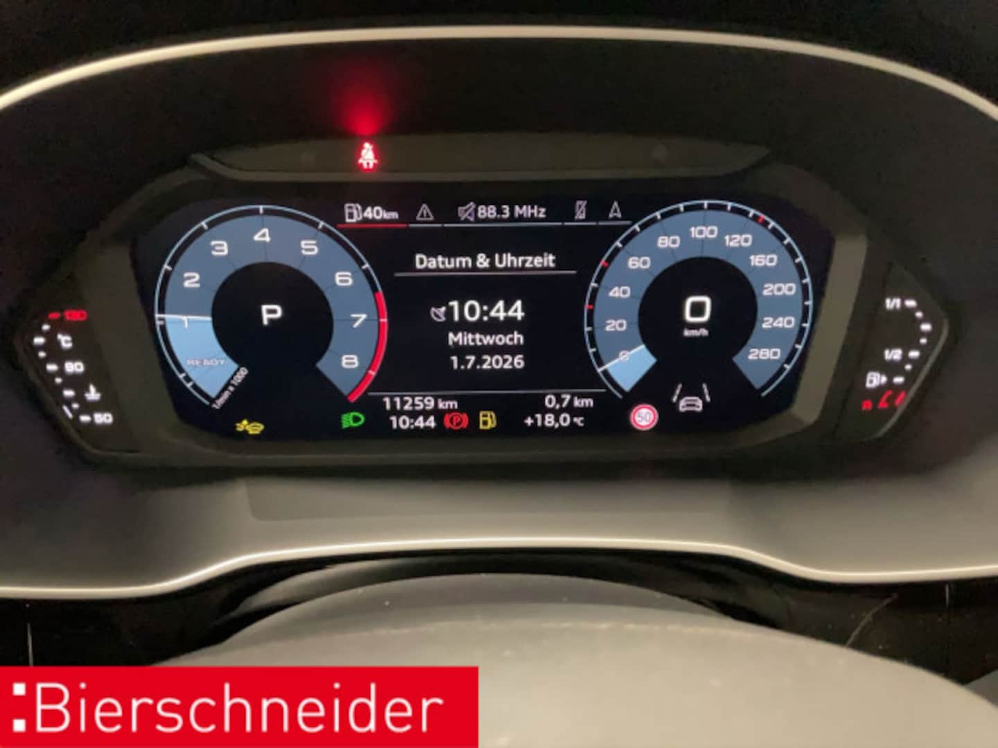 Bild über Audi Q3 advanced 35 TFSI S tronic - für weitere Informationen kontaktieren Sie den Audi Partner