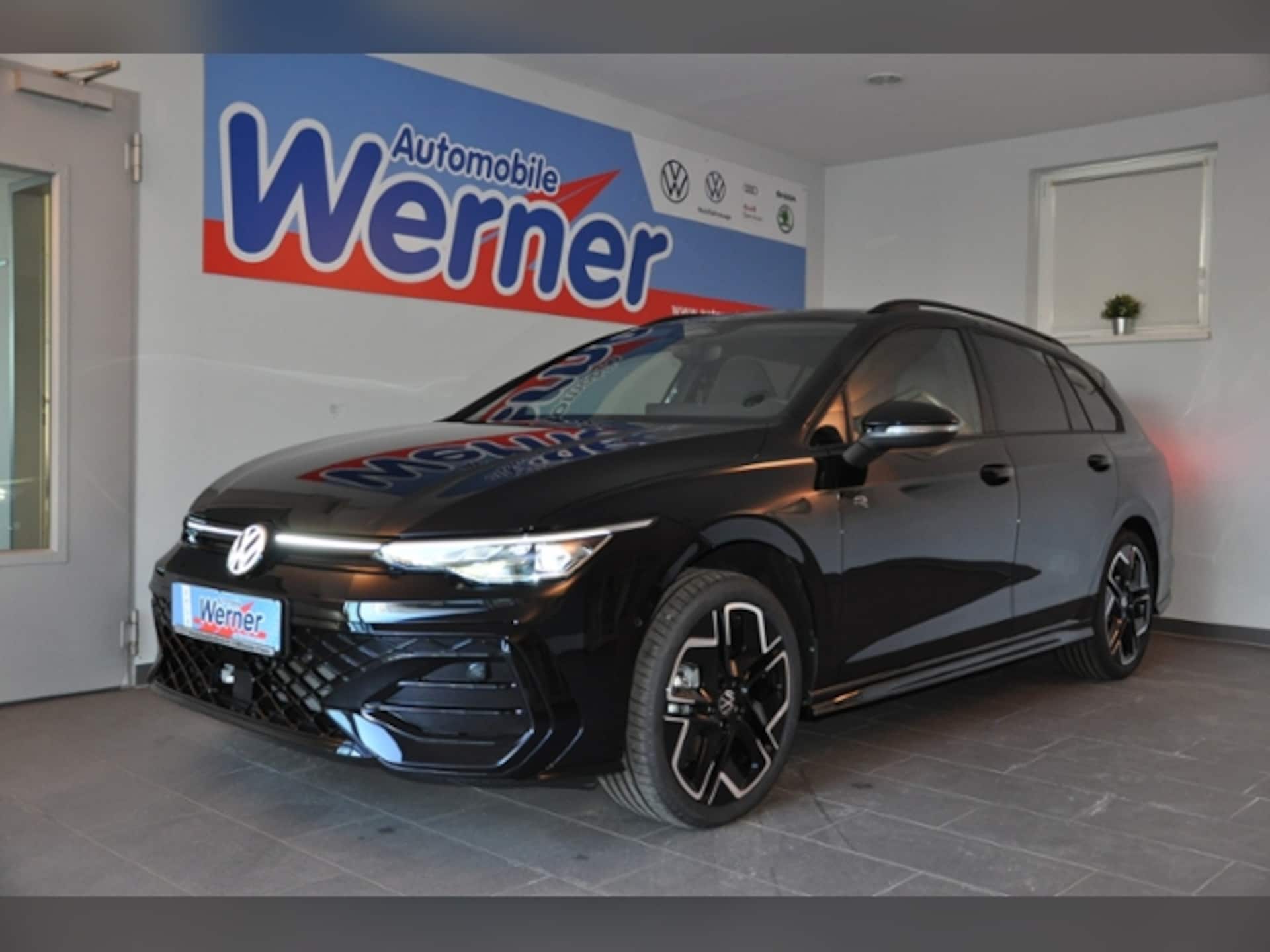 Volkswagen Golf Variant R-Line