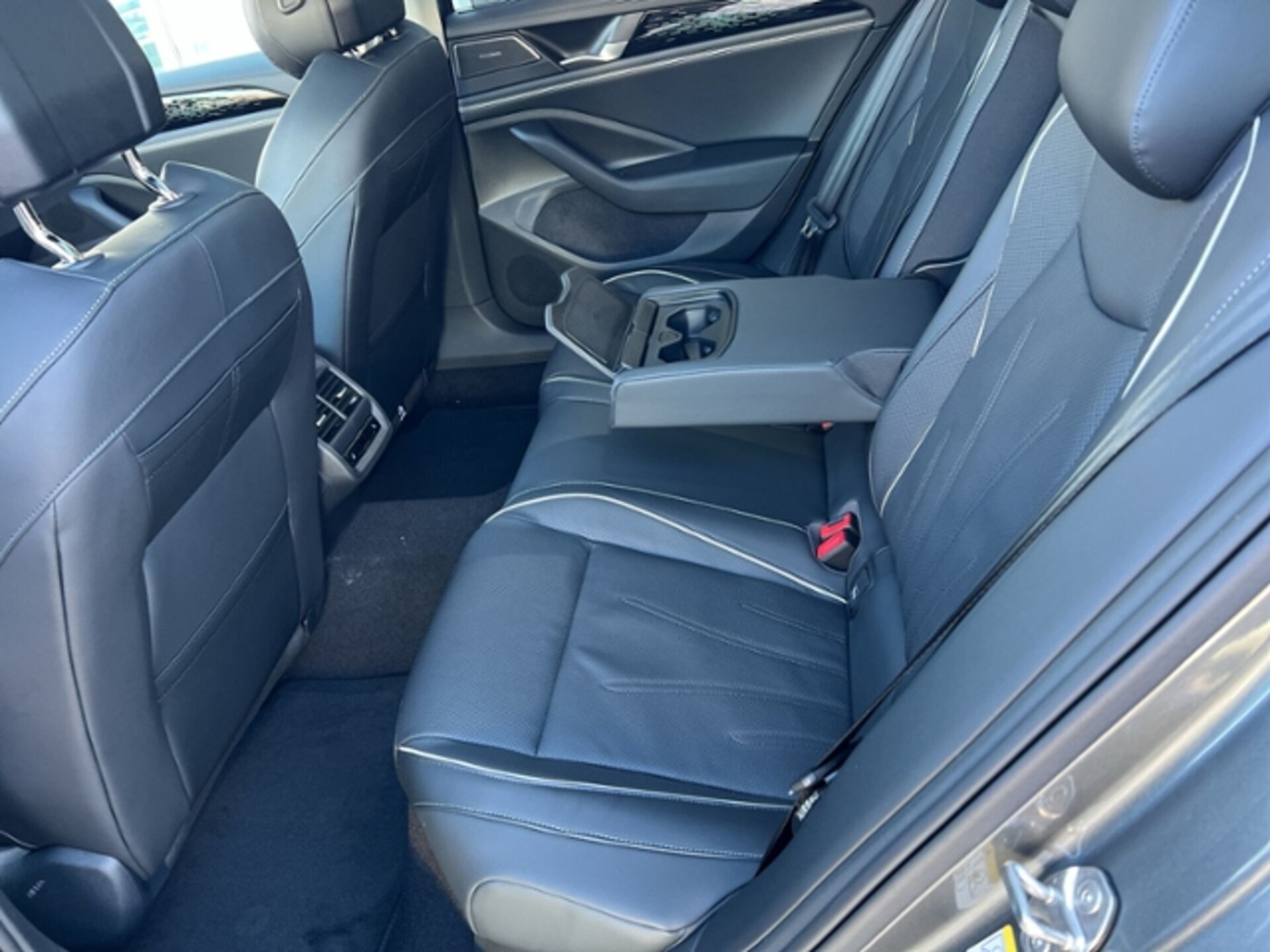 Volkswagen Passat Elegance