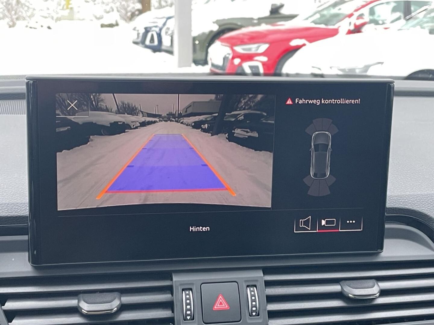 Bild über Audi Q5 Sportback 40 TDI quattro S tronic - für weitere Informationen kontaktieren Sie den Audi Partner