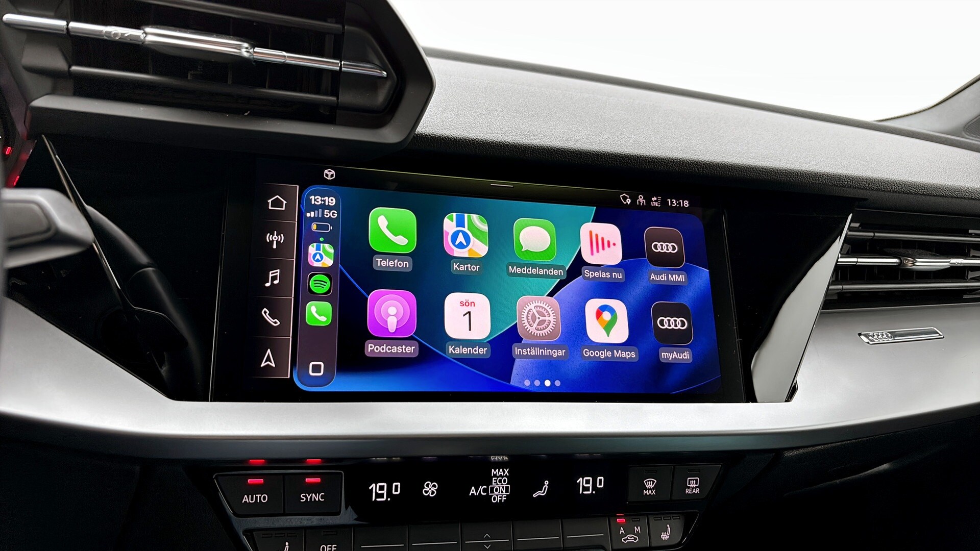 Bild som visar&nbsp;Audi A3 Sedan&nbsp;A3 Sedan 35 TFSI Proline advanced 150 hk S tronic - för mer information kontakta din Audi Partner