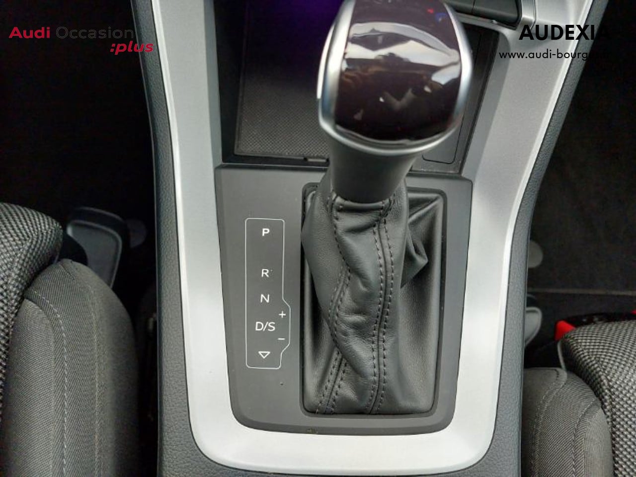 Image about Audi Q3 Design Luxe 35 TFSI 110 kW (150 ch) S tronic