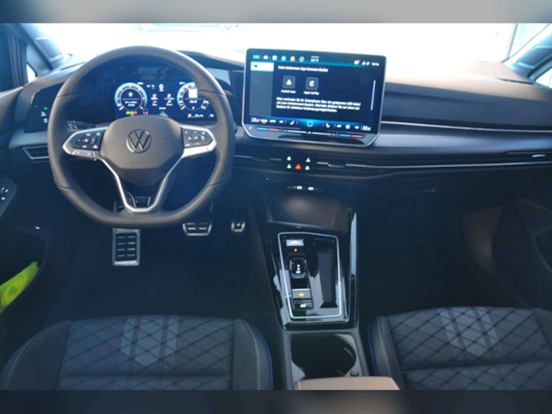 Volkswagen Golf Variant R-Line
