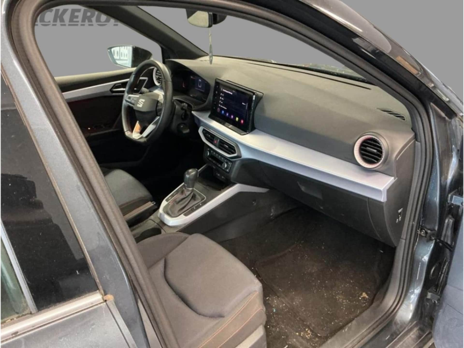 SEAT Arona FR