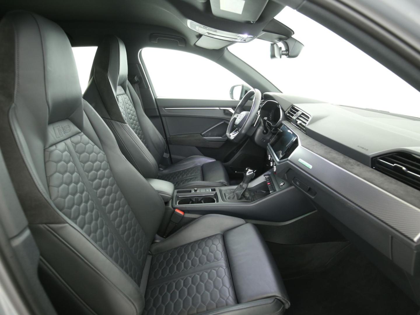 Image about Audi RS Q3 TFSI quattro S tronic