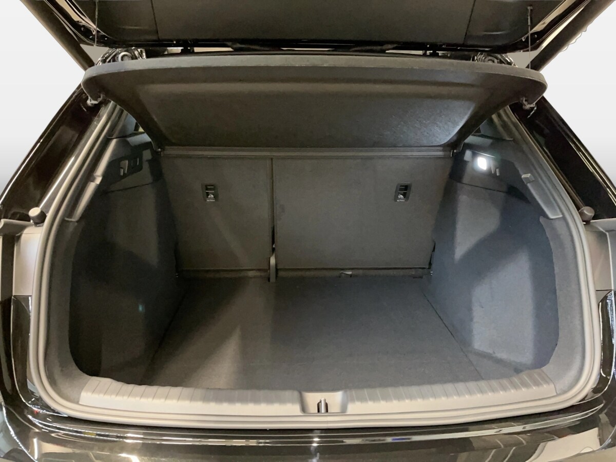 Image about Audi Q4 e-tron 40 e-tron