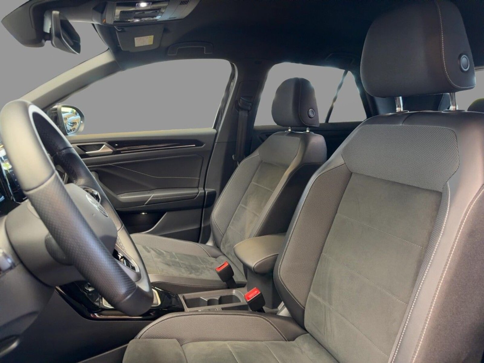 Volkswagen T-Roc – Bild 8