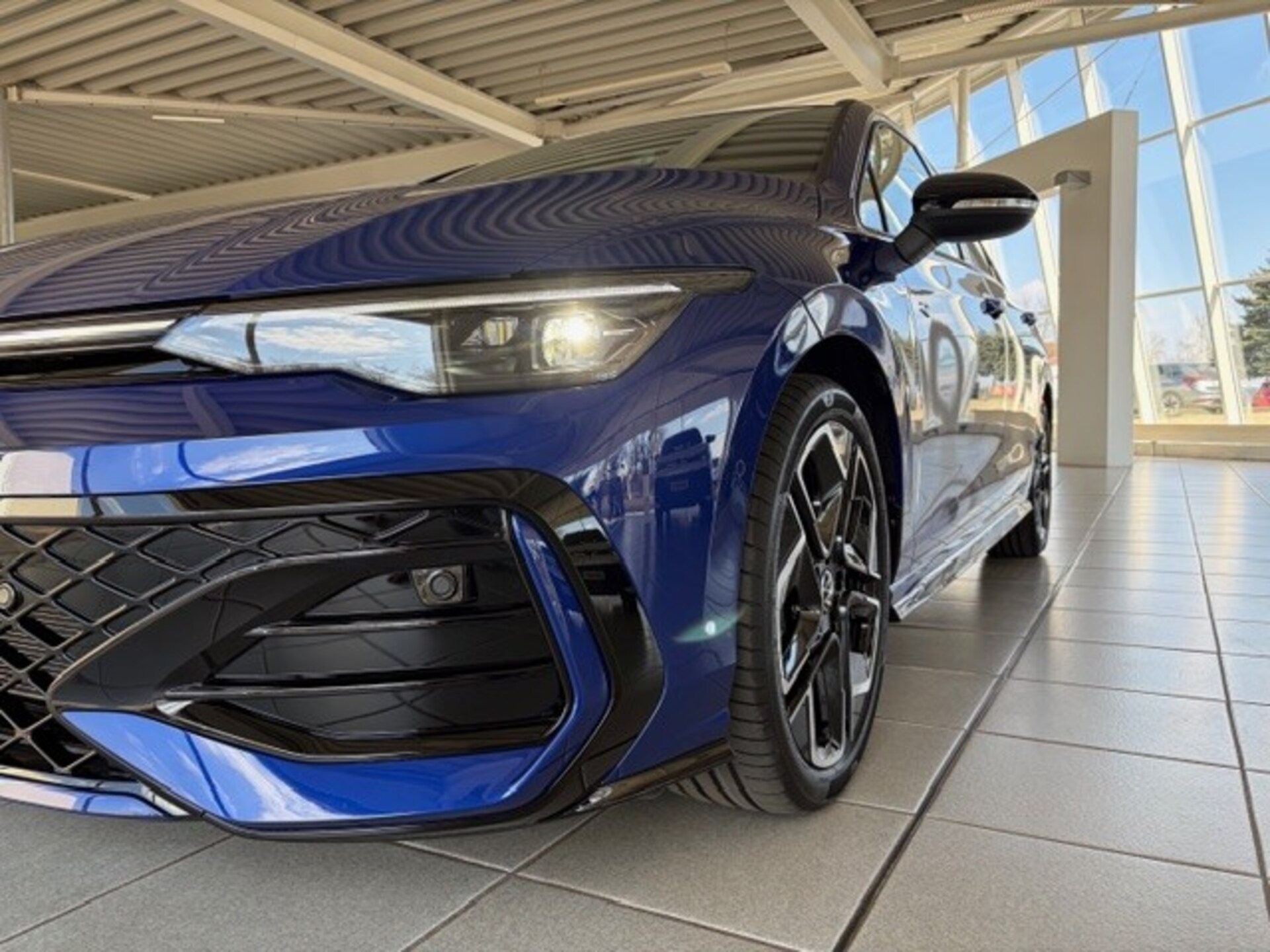 Volkswagen Golf Variant R-Line