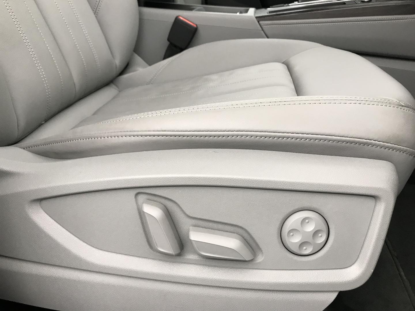 Image about Audi Q5 TFSI e Avus 50 TFSI e quattro 220 kW (299 ch) S tronic