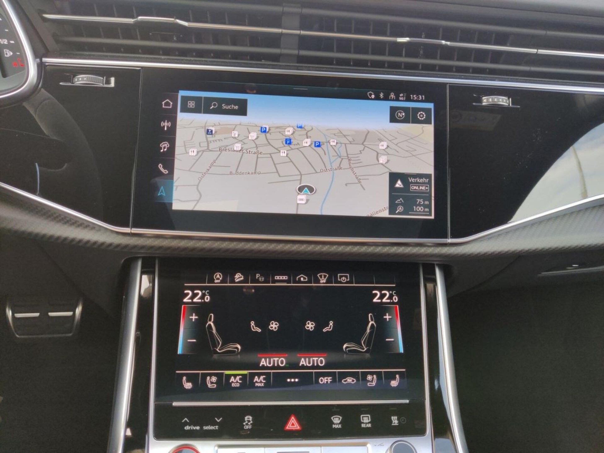 Audi RS Q8 SUV performance