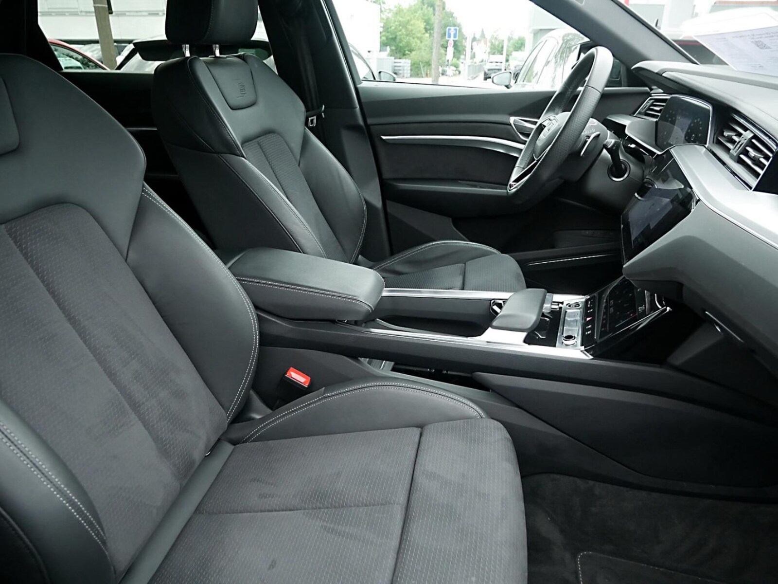 Audi Q8 e-tron – Bild 6