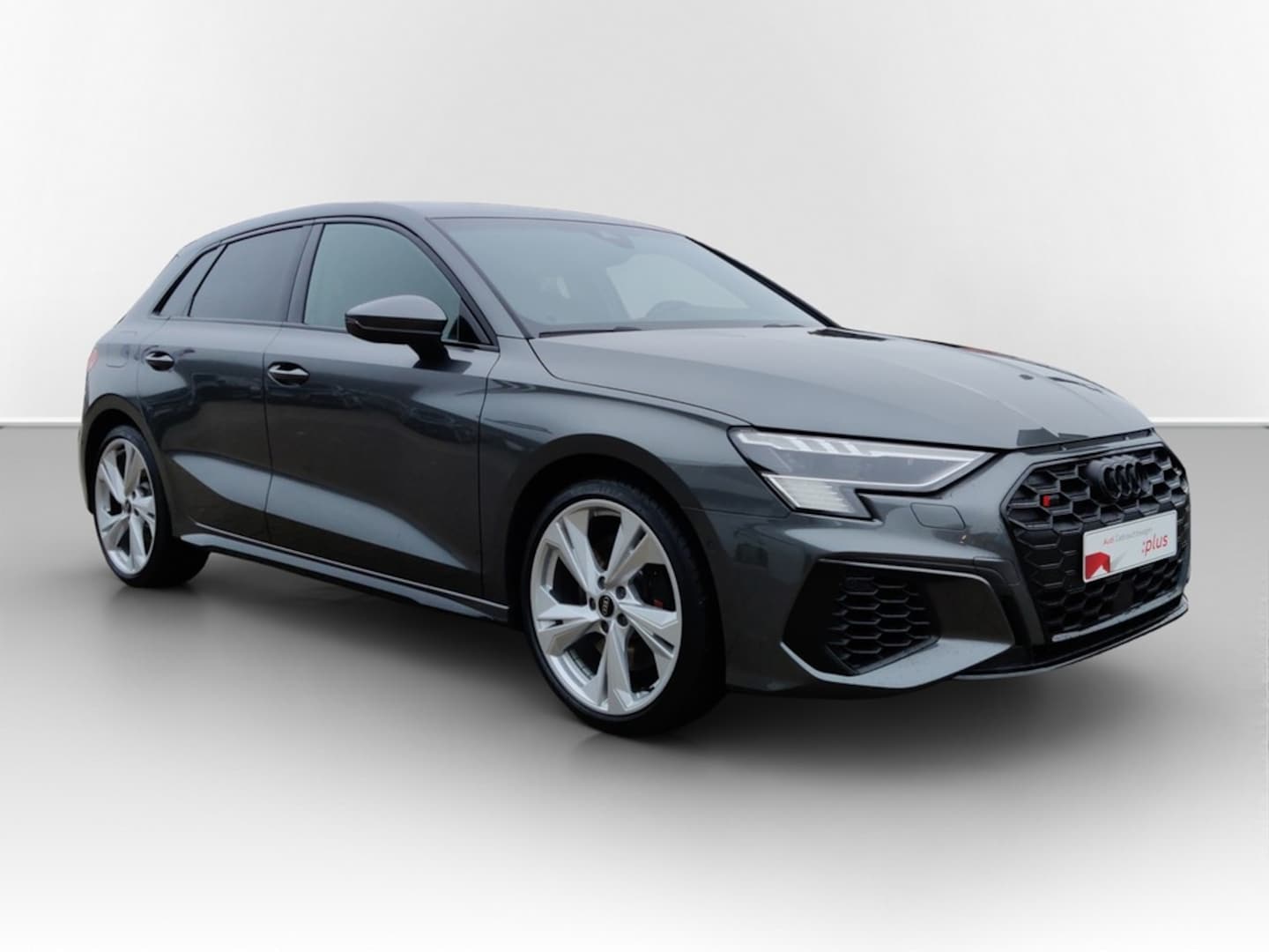 Bild über Audi S3 Sportback TFSI quattro S tronic - für weitere Informationen kontaktieren Sie den Audi Partner