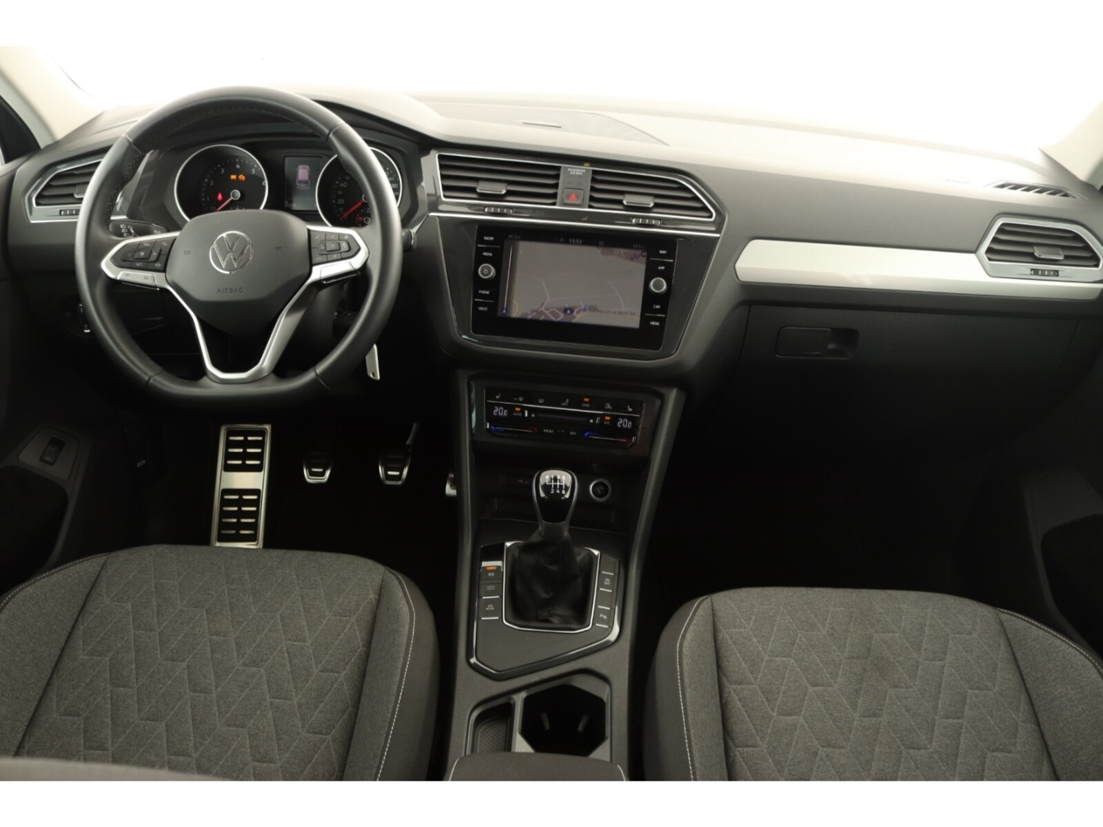 Volkswagen Tiguan – Bild 13