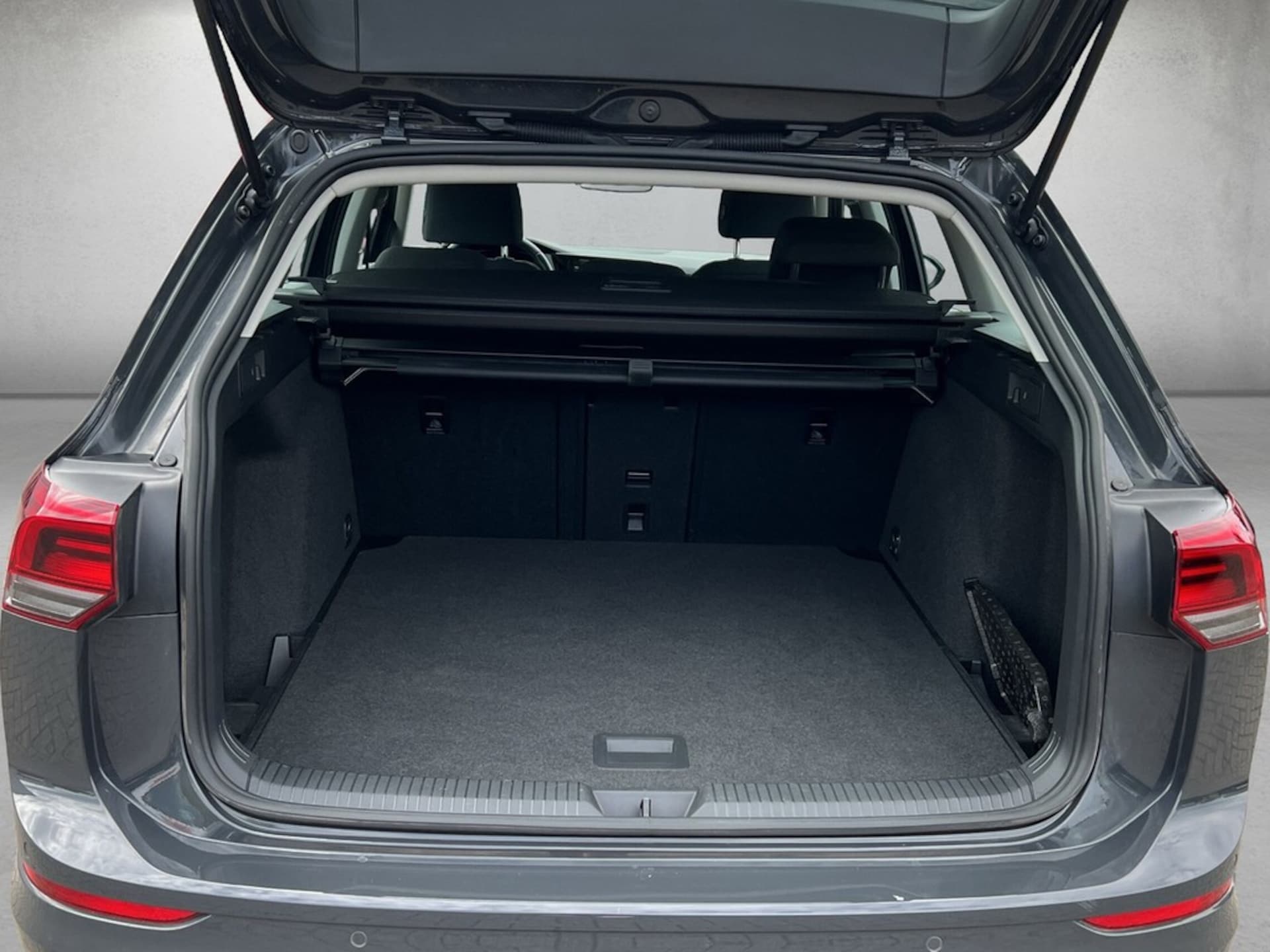 Volkswagen Golf Variant Life