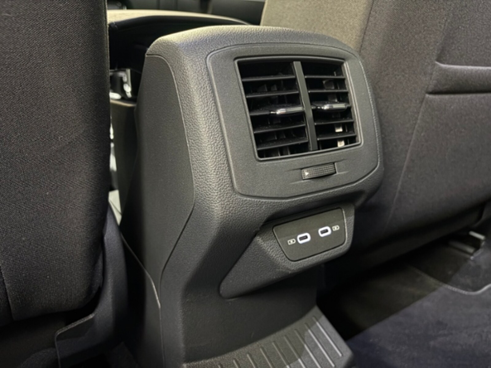 Volkswagen T-Roc – Bild 10