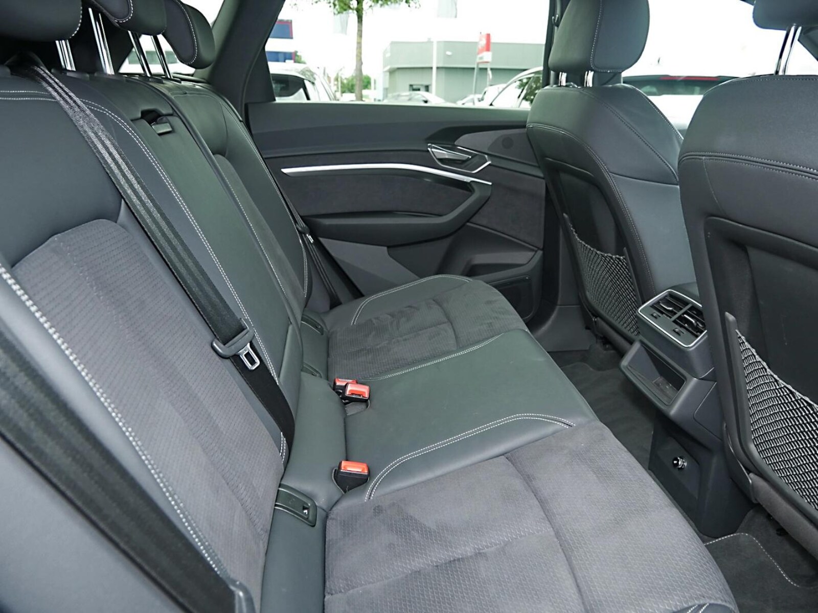 Audi Q8 e-tron – Bild 7