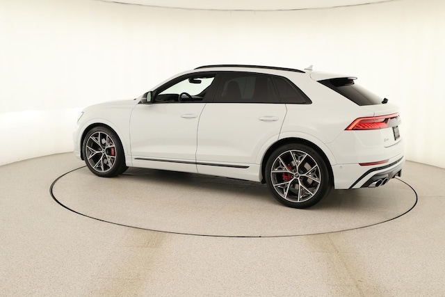 2023 Audi SQ8