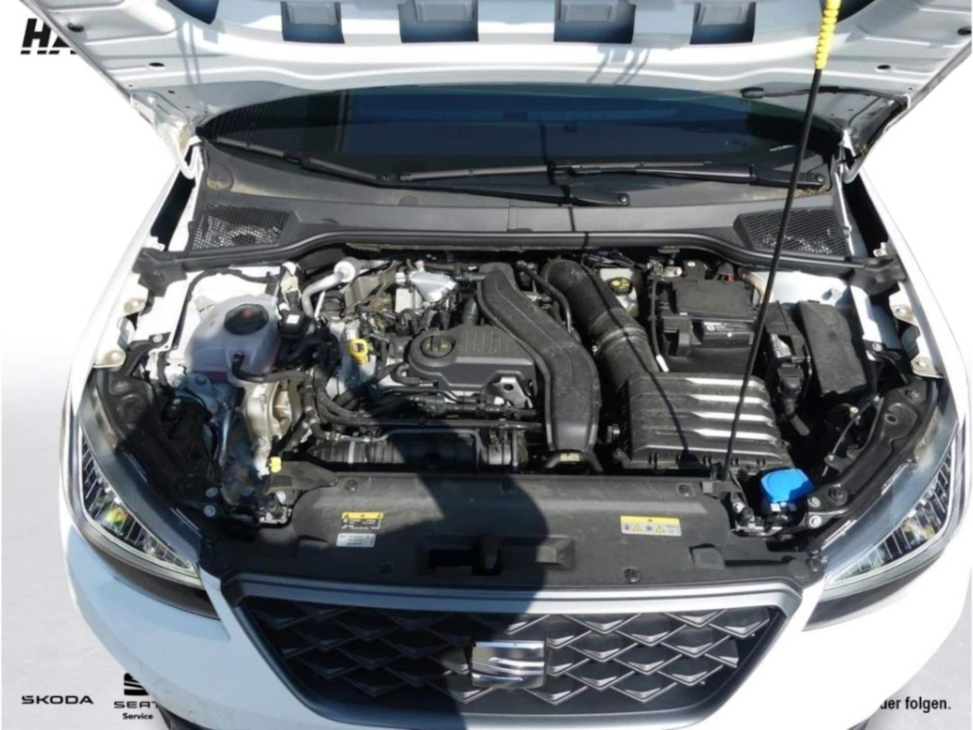 SEAT Arona FR
