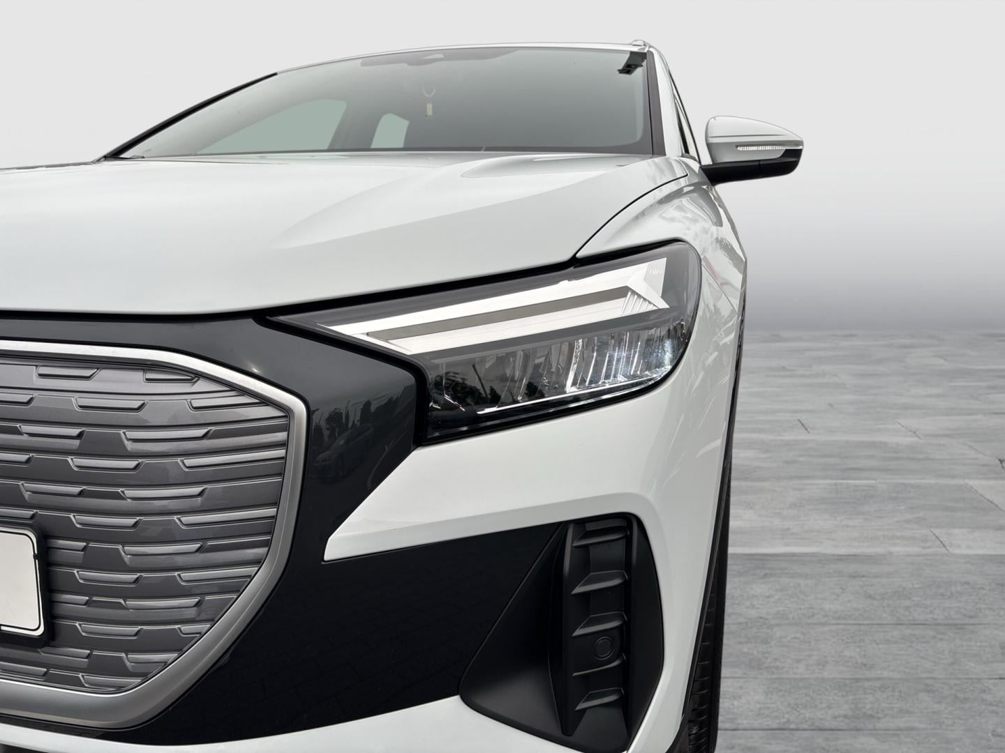 Bild über Audi Q4 e-tron 45 e-tron - für weitere Informationen kontaktieren Sie den Audi Partner