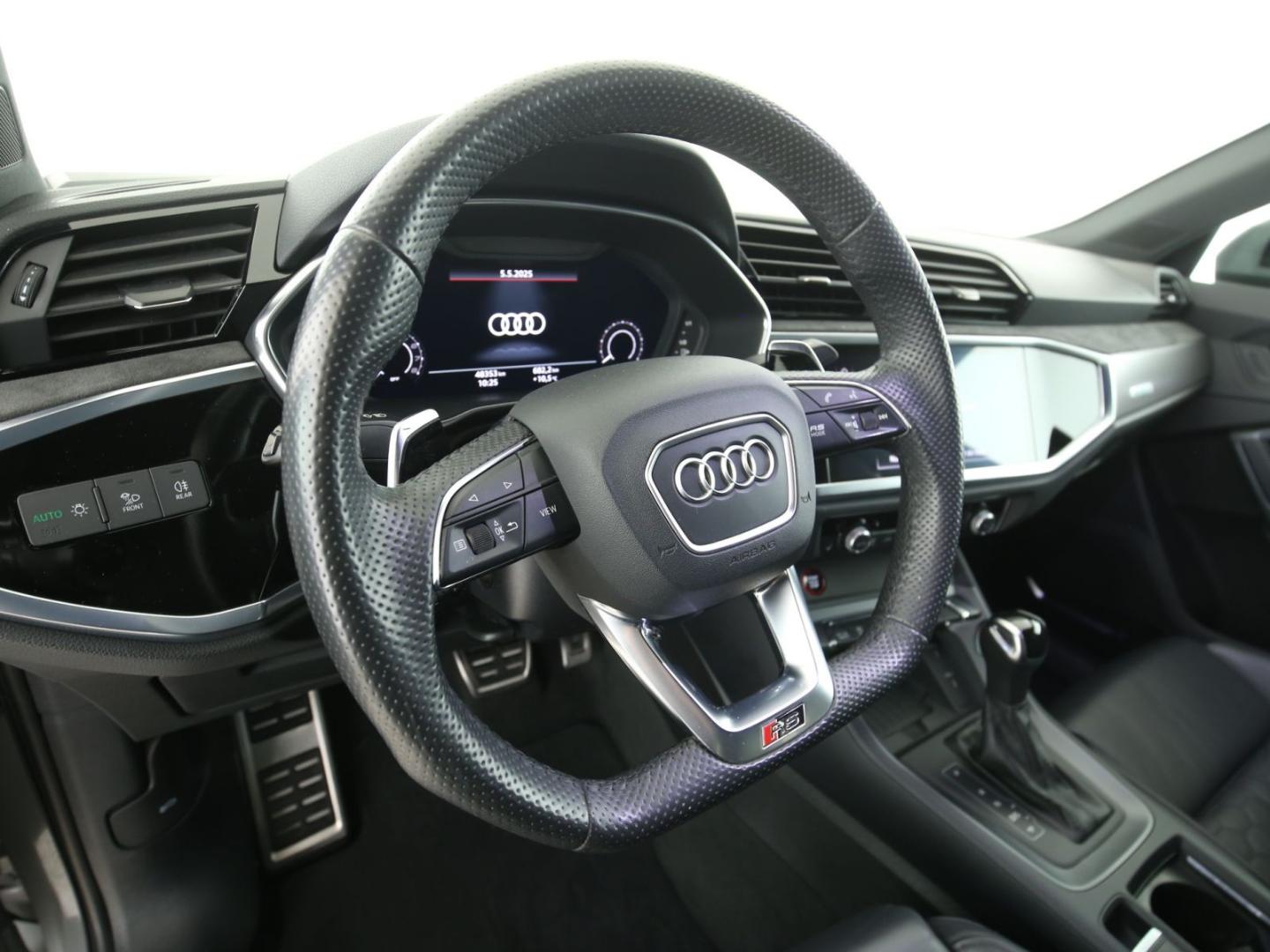Image about Audi RS Q3 TFSI quattro S tronic