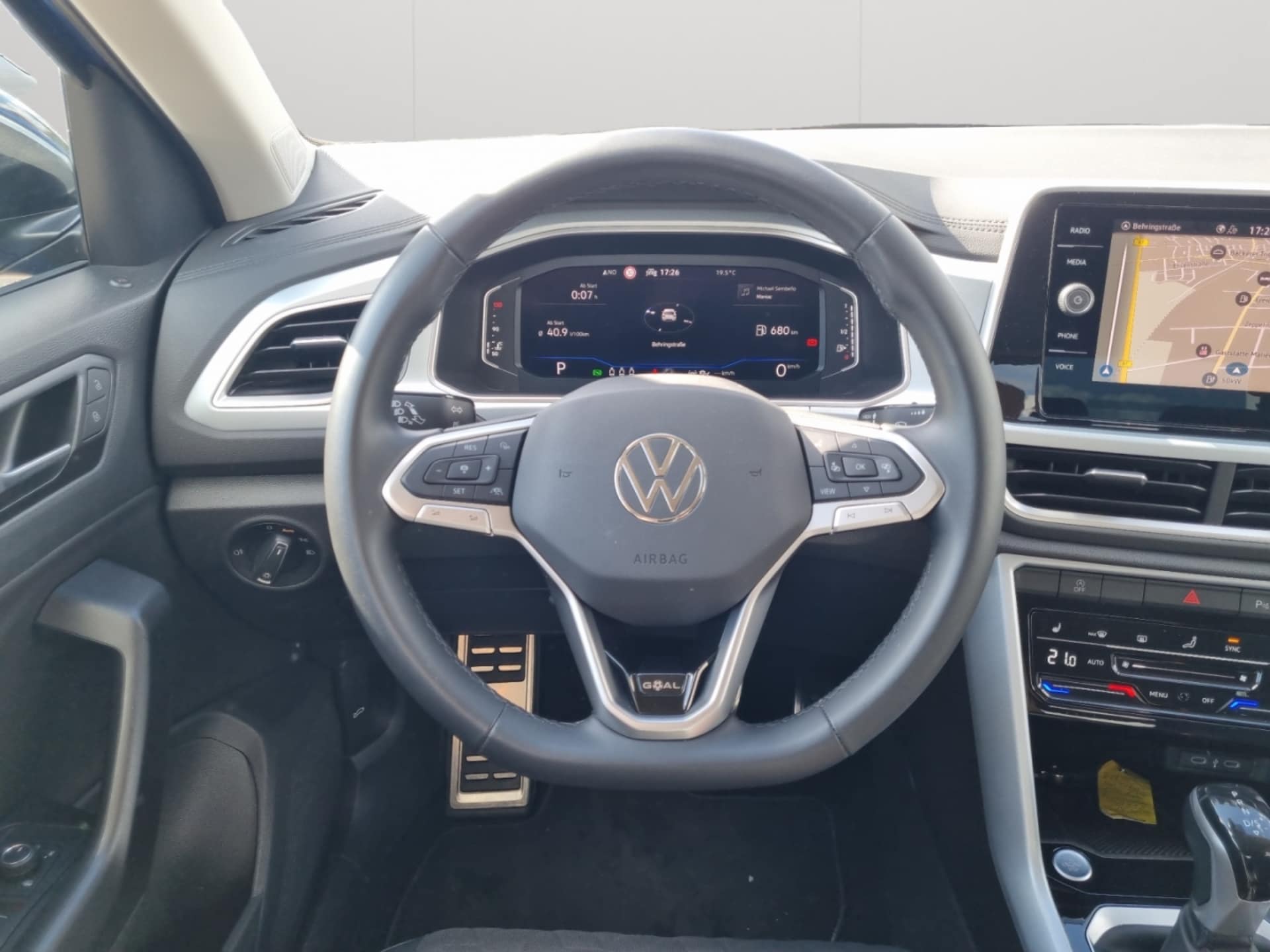 Volkswagen T-Roc Life