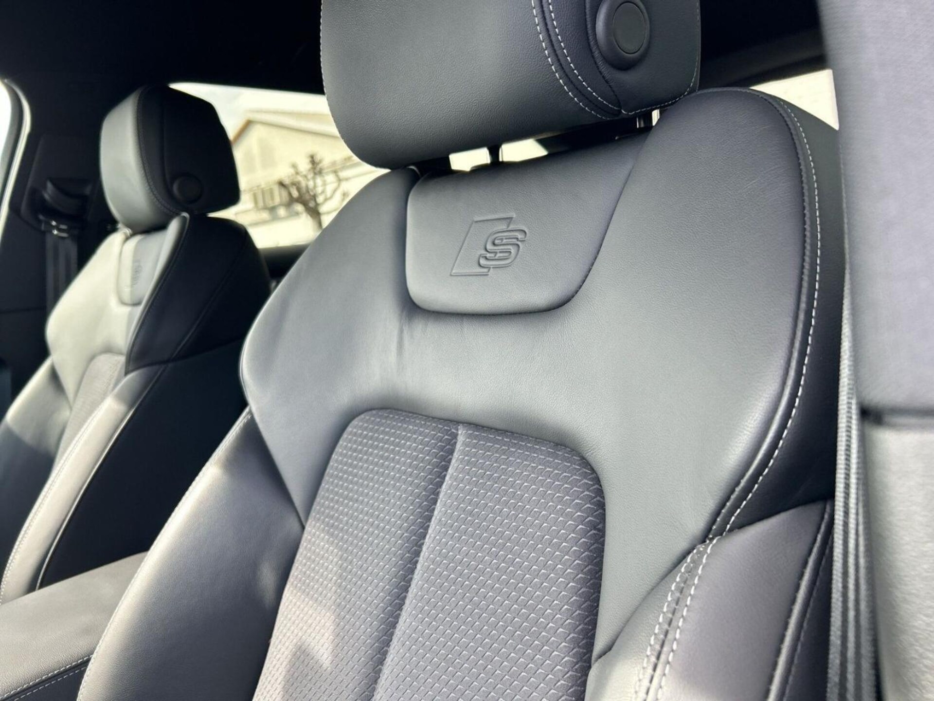 Audi A6 Avant TFSI e Design