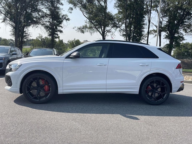2026 Audi RS Q8 SUV performance