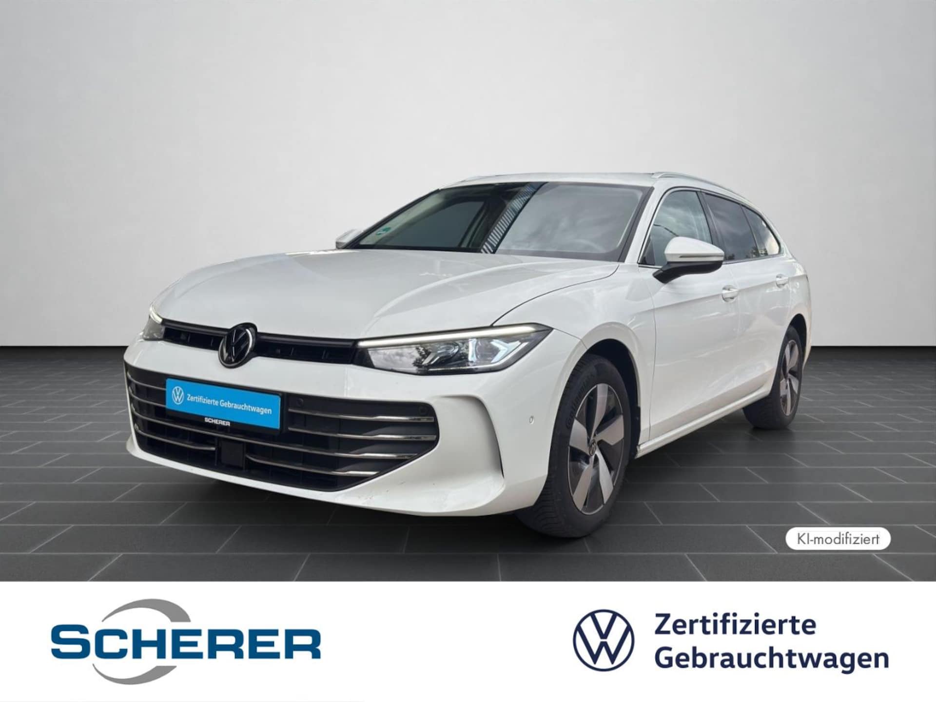 Volkswagen Passat — Volkswagen Passat Passat Variant BUSINESS 1.5 eTSI DSG IQ.LIGHT NAVI AHK IDA HUD AREA VIEW ACC APP