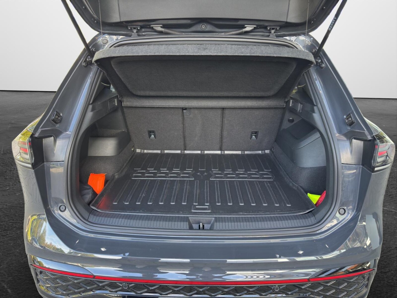 Volkswagen Tiguan – Bild 12