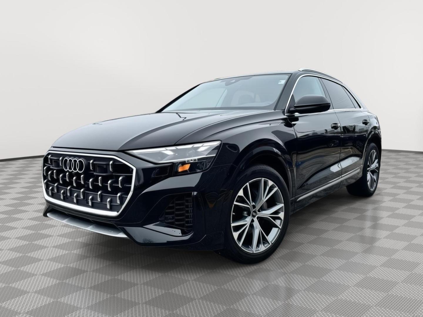 2025 Audi Q8 55 Premium Plus Tiptonic quattro's photo